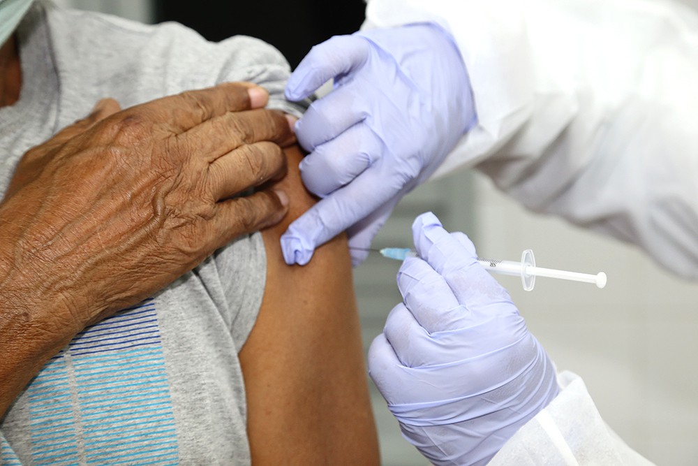Vacinação contra a gripe começa dia 19 de abril em Sergipe