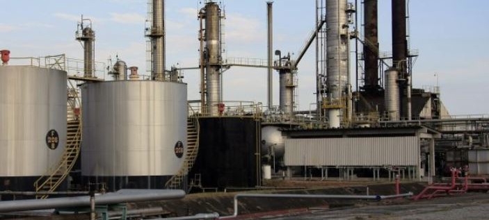 Governo de Sergipe discute implantação de formuladora de combustíveis em Barra dos Coqueiros