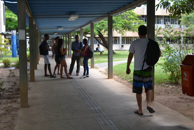 Estudantes da UFS voltam às aulas sem professores e com provas marcadas