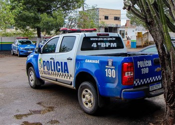 Homem é preso após agredir companheira e descumprir medida protetiva em Poço Redondo