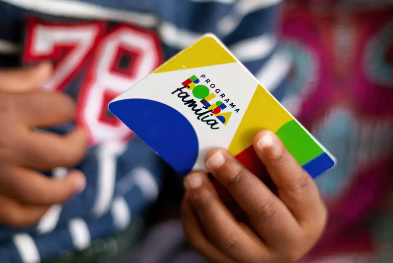 Bolsa Família ajudou 5,1 milhões de famílias a saírem da pobreza desde 2023