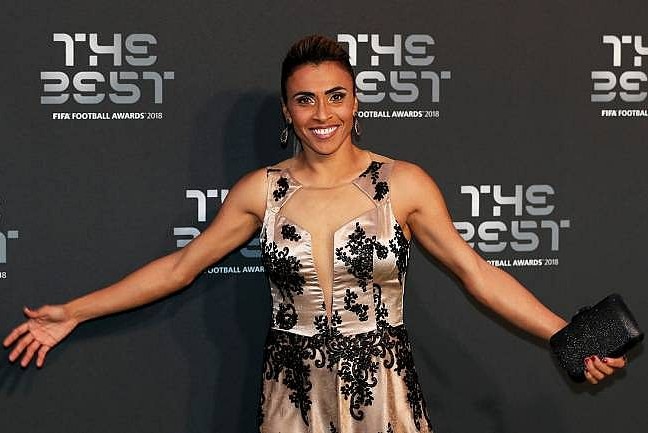 Marta é eleita a melhor jogadora de futebol do mundo pela sexta vez