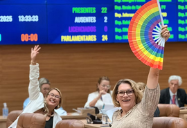 Alese aprova PEC de proteção à identidade de gênero