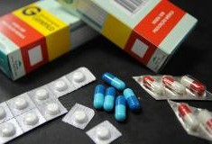 Case orienta pacientes sobre protocolos e retirada de medicamentos especializados