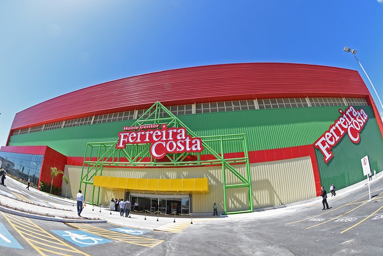 Ferreira Costa divulga horário de funcionamento em Aracaju durante a Semana Santa