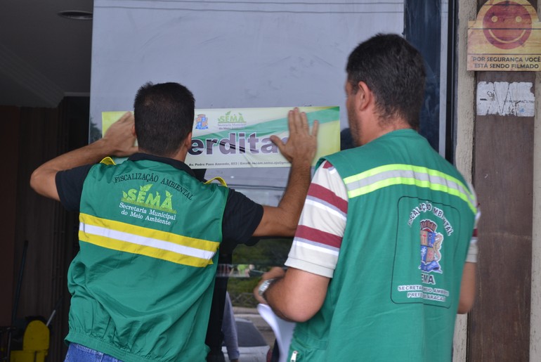 Restaurante no bairro Farolândia é interditado por falta de licença ambiental