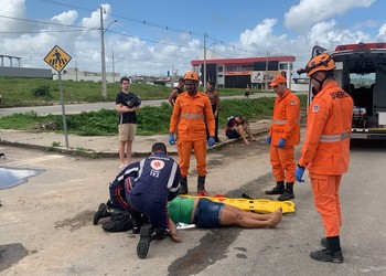 Colisão entre duas motocicletas deixa feridos em avenida de Itabaiana