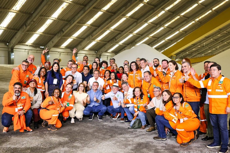 Presidente Lula inicia agenda em Sergipe com anúncio de investimentos na Fafen
