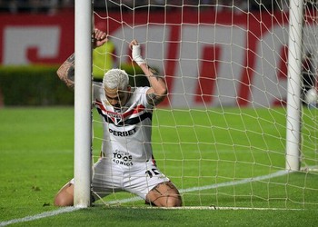 LDU elimina São Paulo e faz provocação nas redes sociais