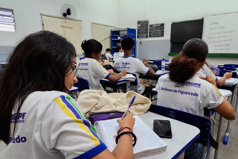 Seed divulga novo calendário letivo da rede estadual