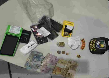 Casal suspeito de tráfico é preso com entorpecentes na Coroa do Meio