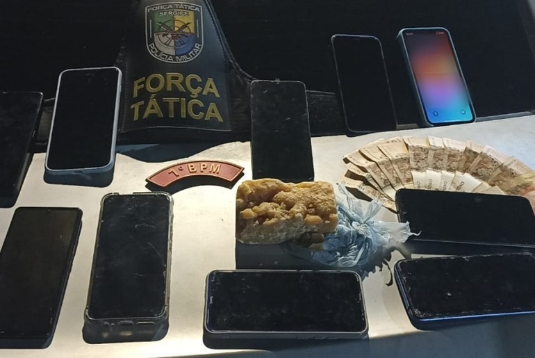 Homem suspeito de tráfico de drogas é preso no bairro Santa Maria