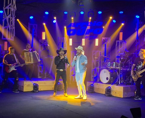 Buscapé Arreio de Ouro lança novo CD e DVD com participações especiais