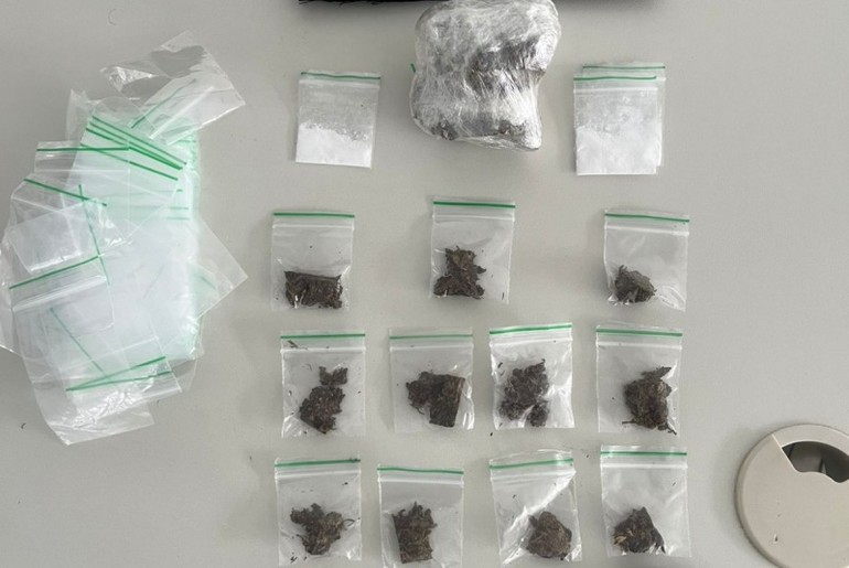 Homem é preso por tráfico de drogas e maus-tratos a animal em Nossa Senhora do Socorro