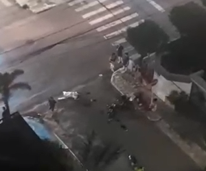 [VÍDEO] Motociclista e passageira são atropelados após acidente inicial no bairro Atalaia, em Aracaju