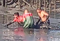 Homem morre afogado em mangue após cair de ponte no Conjunto Bugio, em Aracaju