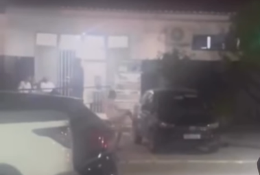 Homem é preso em flagrante após destruir retrovisores de viatura policial em Tobias Barreto