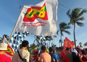 Manifesto Nacional contra o PL da Dosimetria acontece em Aracaju, na Orla de Atalaia