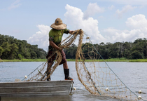 Pescadores têm até dia 31 para comprovar atividade e garantir seguro‑defeso