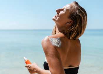 Câncer de pele: prevenção deve ser contínua, com atenção redobrada no verão e nas férias