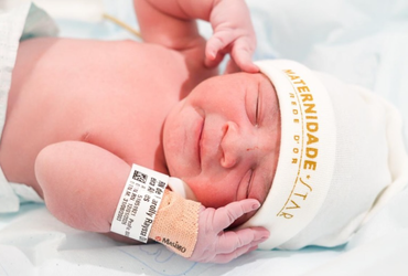 Nasce Ravi Leão, primeiro filho do cantor Natanzinho Lima