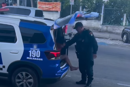 Homem é preso após agredir companheira na Barragem da Jacarecica, em Itabaiana