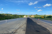 Obra de passarela interdita trânsito em trecho da BR-101, em Maruim