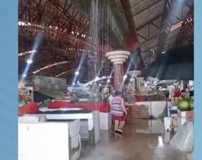 Chuva provoca infiltrações e prejuízos em Mercado Central de Aracaju