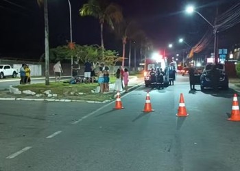 Motociclista morre após colisão com carro na Farolândia, em Aracaju