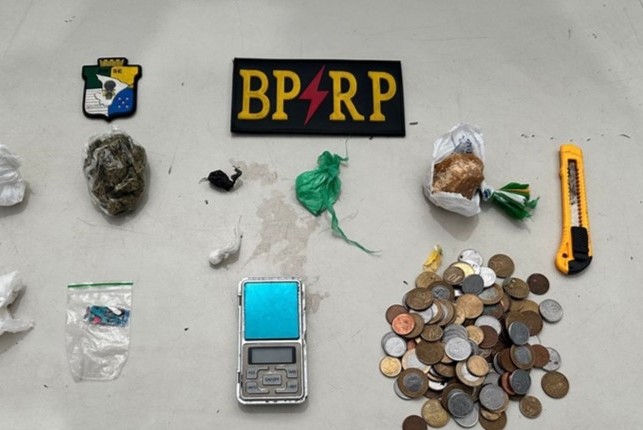 Maconha, crack e cocaína são encontrados em quarto de pousada na zona oeste de Aracaju