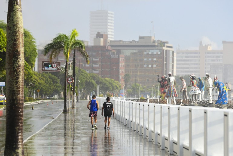 Sergipe deve ter fim de semana com chuva fraca e temperaturas amenas