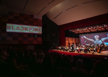 Orsse lota Teatro Tobias Barreto em noite histórica com o concerto “K-Symphony”