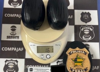 Mulher é presa com 161g de maconha ao tentar entrar em presídio no Santa Maria, em Aracaju