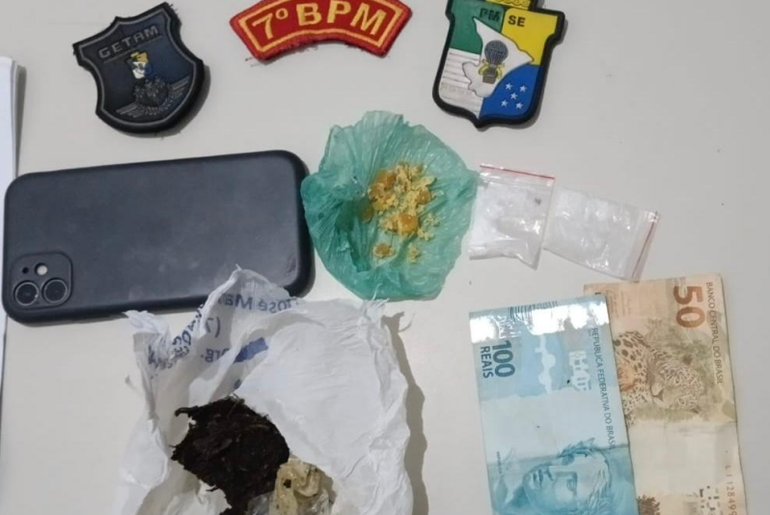 Dupla suspeita de tráfico de drogas e adulteração de veículo é presa em Lagarto