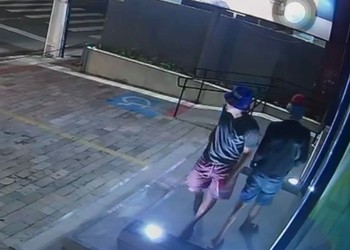 Dupla suspeita por série de furtos em comércios e condomínios é presa em Aracaju
