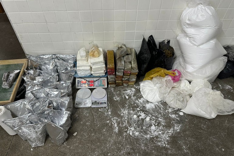 Duas mulheres são presas com mais de 40 kg de drogas em operação conjunta na Bahia