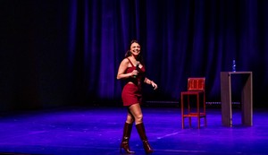Fenômeno da comédia brasileira, Bruna Louise chega a Aracaju com espetáculo inédito