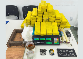 Mais de 35 kg de maconha são apreendidos e motorista de aplicativo é preso em São Cristóvão
