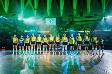 Brasil vence a França e avança para semifinais do Mundial de Vôlei Feminino