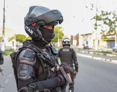 Suspeito de tráfico de drogas é preso no bairro Santos Dumont