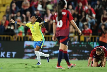 Brasil começa temporada com vitória e goleia Costa Rica por 5 a 2 em amistoso