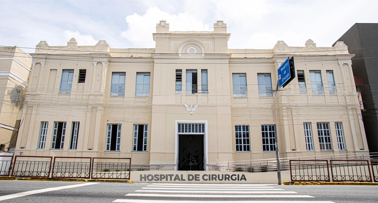 Outubro Rosa: Hospital de Cirurgia realiza mutirão de exames, cirurgias e ações