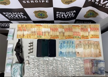 Homem é preso em flagrante por tráfico de drogas e posse irregular de arma de fogo em Japaratuba