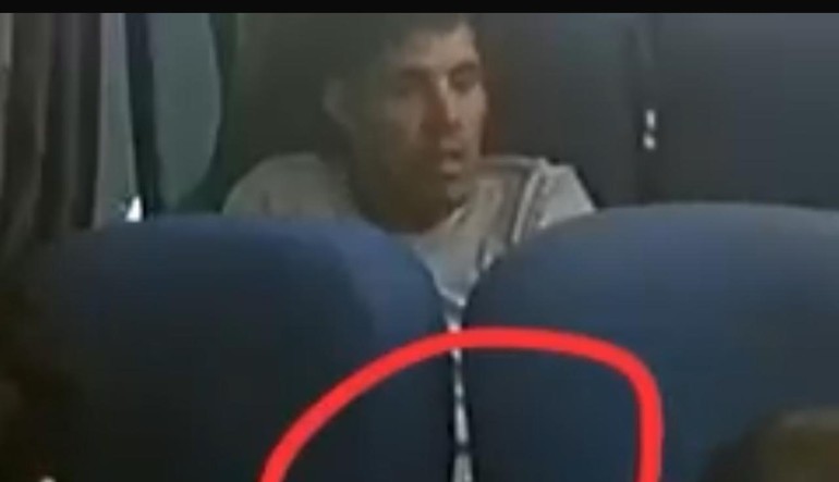 Polícia divulga imagens de suspeito de importunação sexual contra adolescente em ônibus de Carira