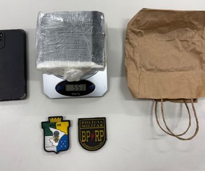 Homem é preso com mais de meio quilo de cocaína em Socorro