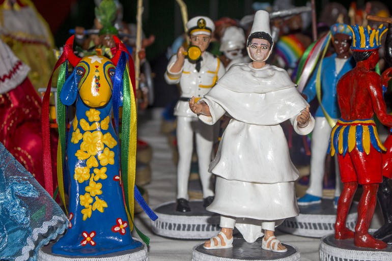 Feira de Artesanato movimenta o cenário cultural da Barra dos Coqueiros