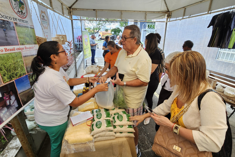 Feira da agricultura familiar com produtos locais de todo o estado retorna nesta quarta-feira (7)