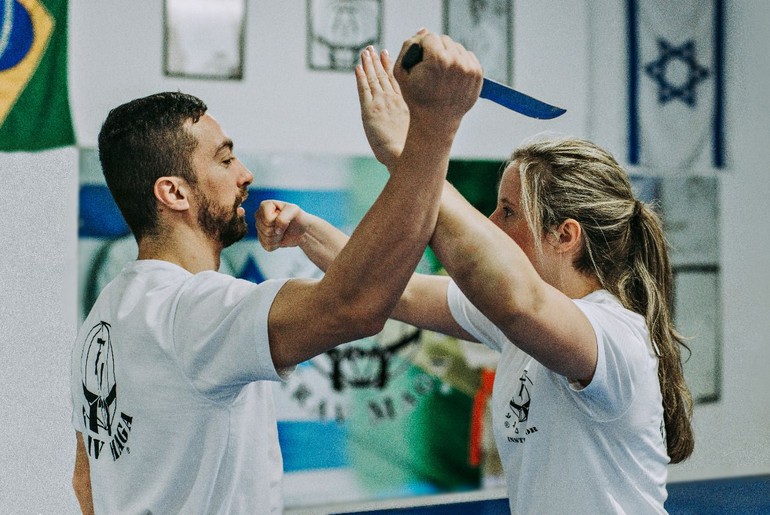 Federação Sul Americana de Krav Maga realiza treinos gratuitos de defesa pessoal para mulheres em Aracaju