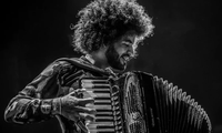 Músico Mestrinho recebe título de cidadão aracajuano na Câmara de Vereadores