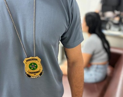 Polícia Civil prende mulher condenada por roubo majorado em Socorro